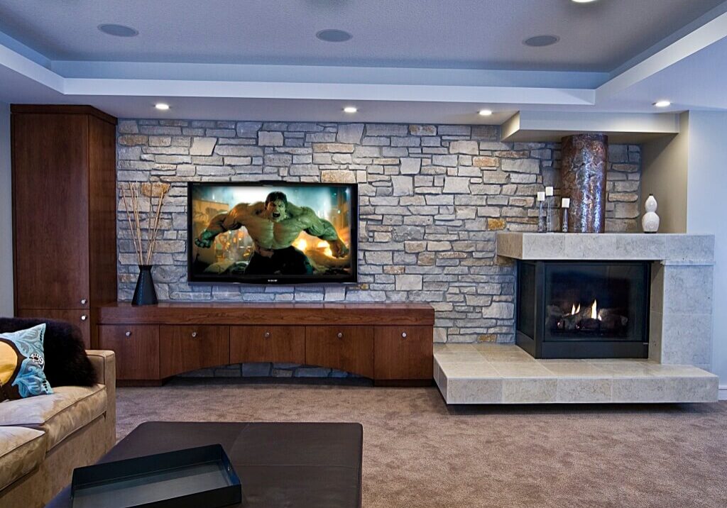 Indoor living entertainment room